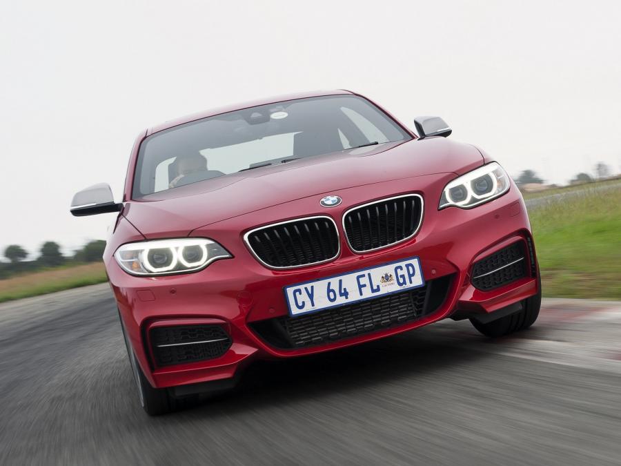  BMW M235i Coupe 2014 года  (ZA) (фото 12 из 30)